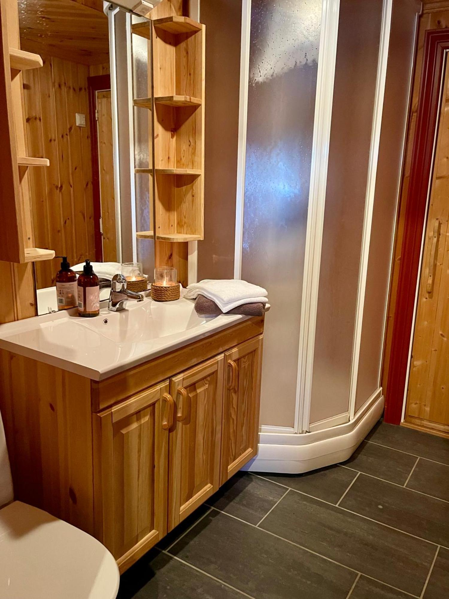 Bortersia Holiday Home Sørvågen 客房 照片